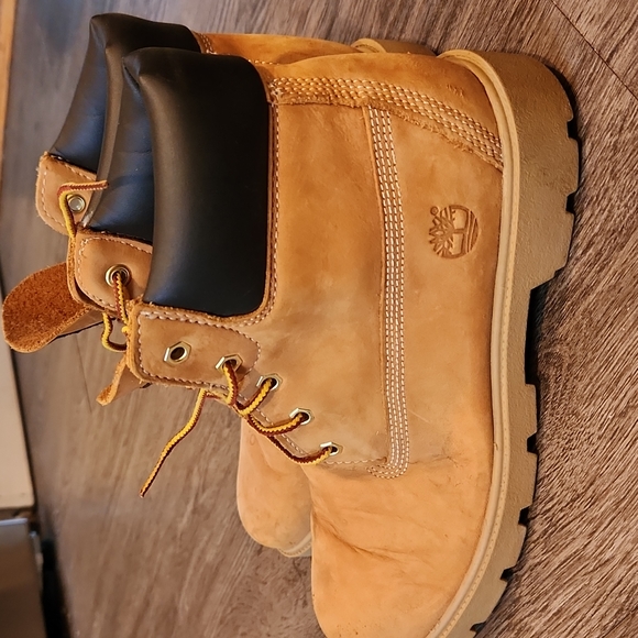 Timberland Men's basic 6 inch work boot size 6.5 M tan leather - Picture 2 of 4